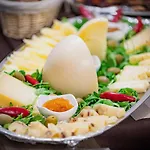 Alojamento de Acomodação e Pequeno-almoço Hotiday Gianmarti 4*