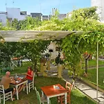 Hotiday Gianmarti Alojamento de Acomodação e Pequeno-almoço 4*