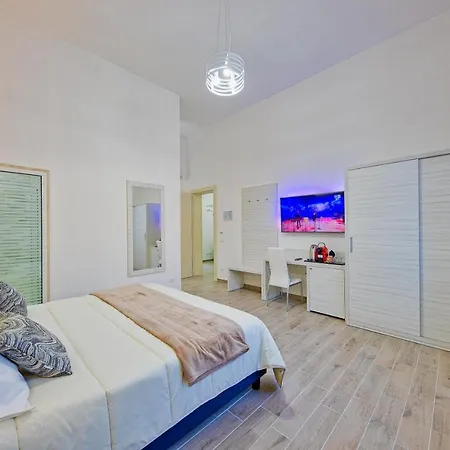 Hotiday Gianmarti ベッド・アンド・ブレックファスト 4*